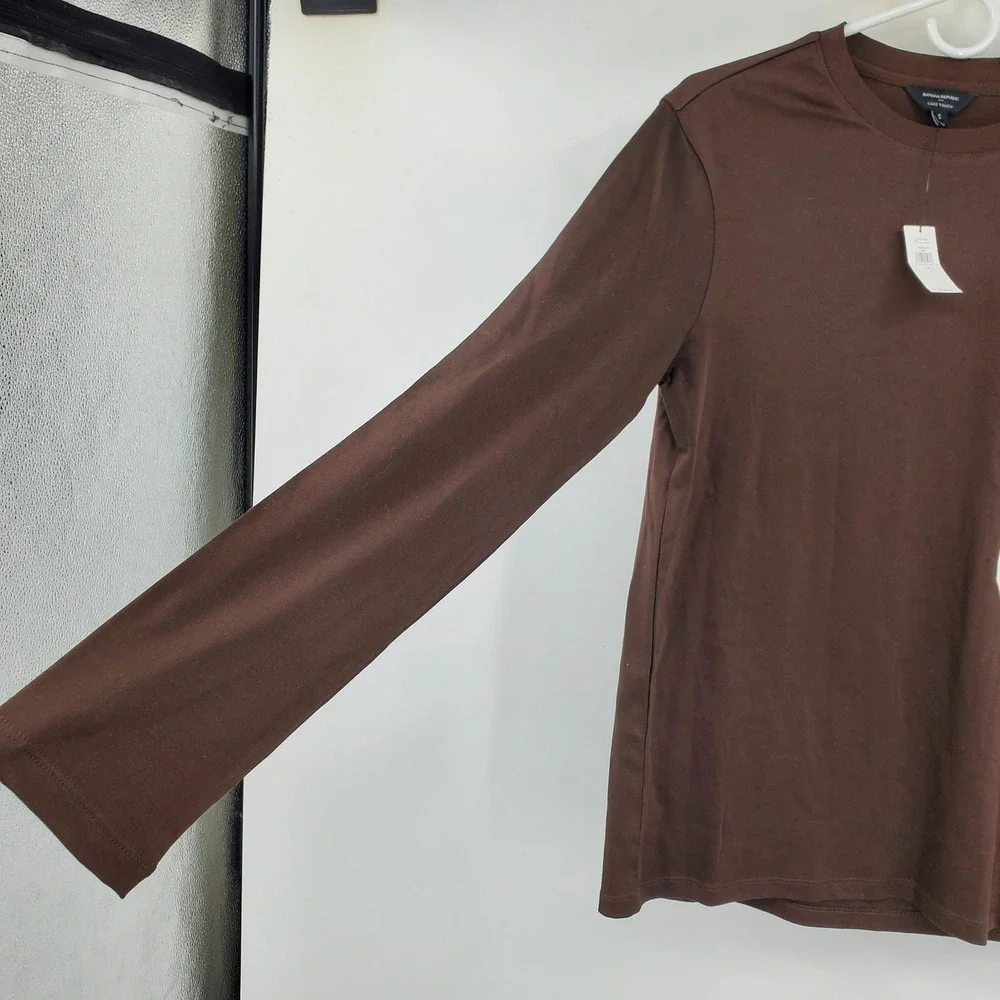 Banana Republic Luxe Touch Long Sleeve Crew Neck Tee Dark Oak Brown Minimalist